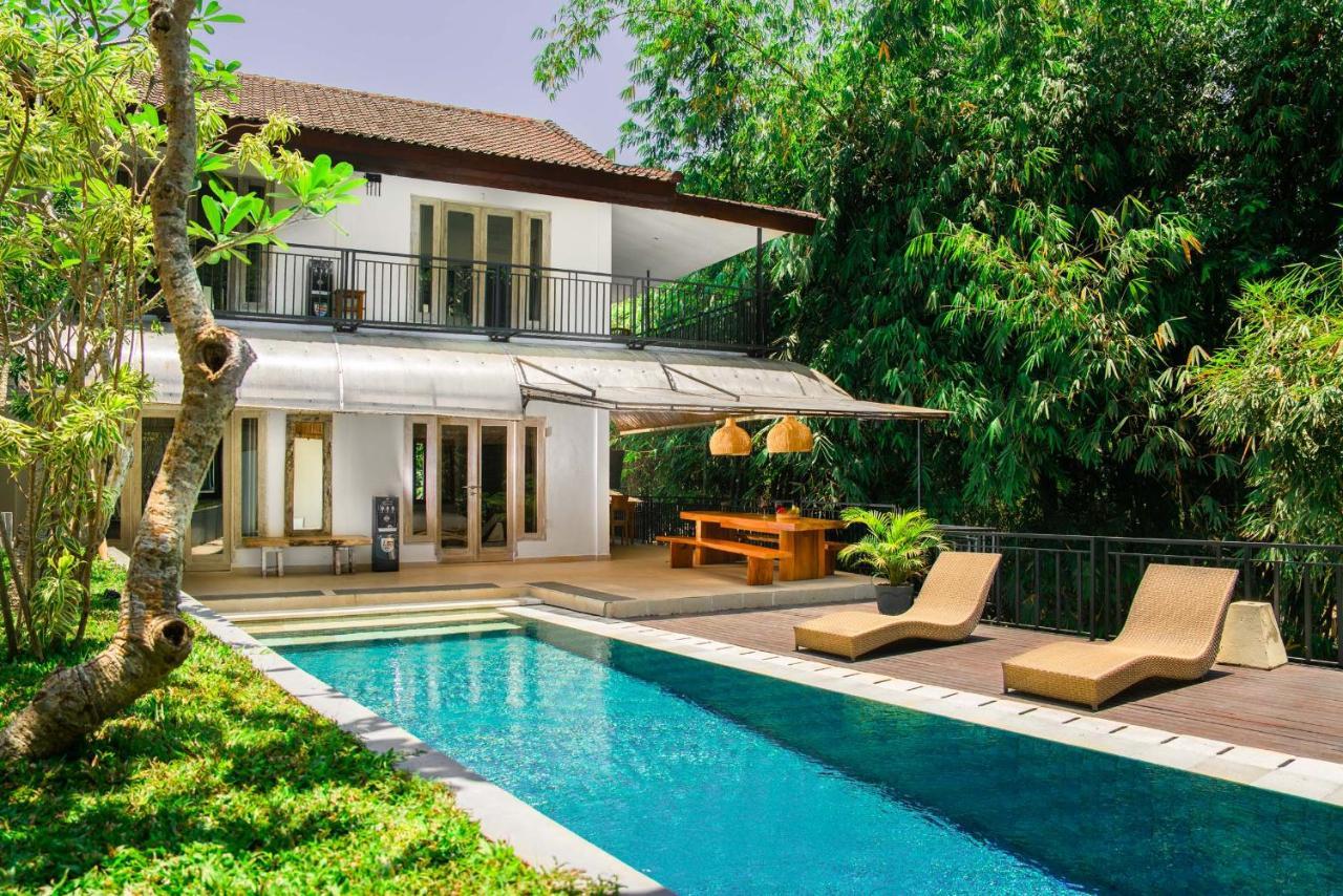 Bali Invest Living Hotel Canggu  Exterior photo