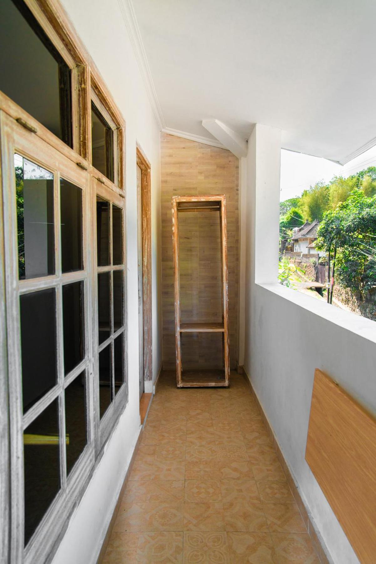 Bali Invest Living Hotel Canggu  Exterior photo